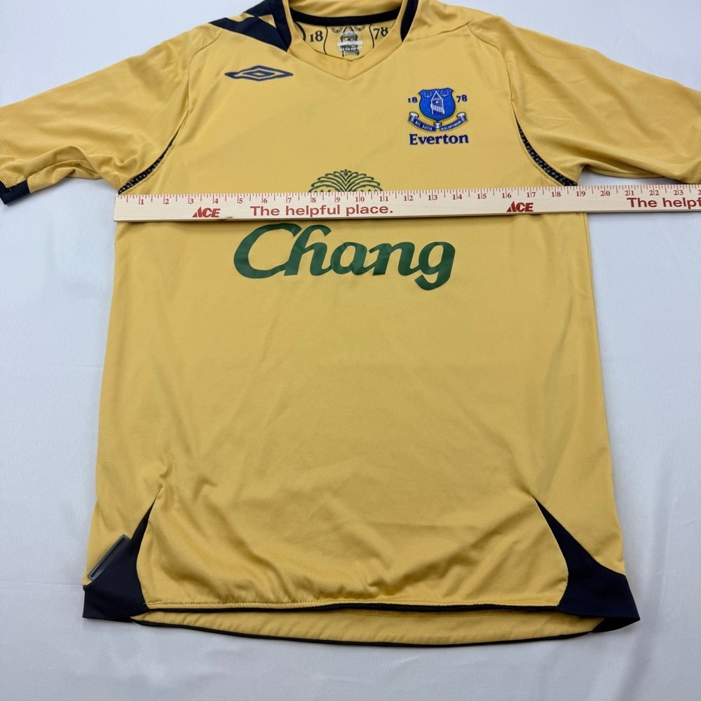 Umbro Everton Soccer Jersey Mens Small Yellow 2010-11 Away Chang Sponsor Kit - Picture 5 of 10